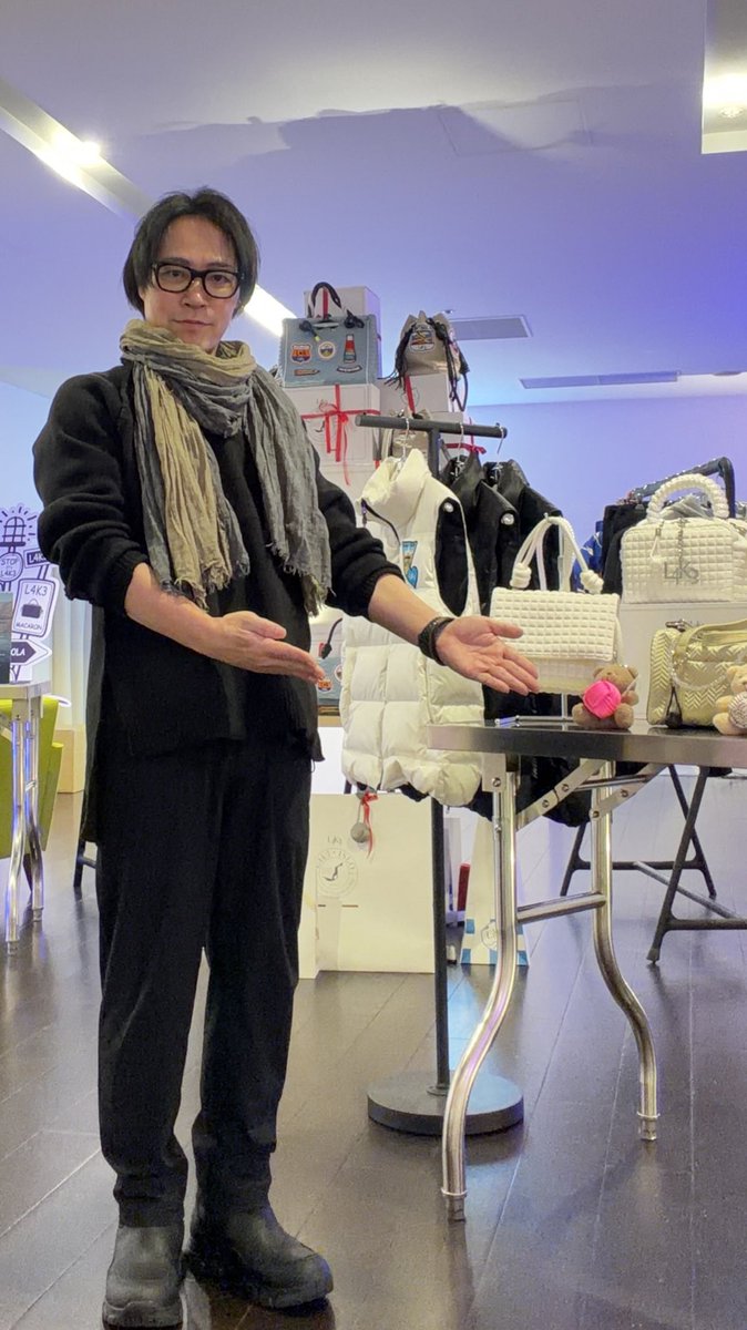 週末ショップ店員の若月です
本日店頭に立っております

近くにお立ち寄りの際は遊びに来てね

ハービスプラザENT 2B
#L4K3