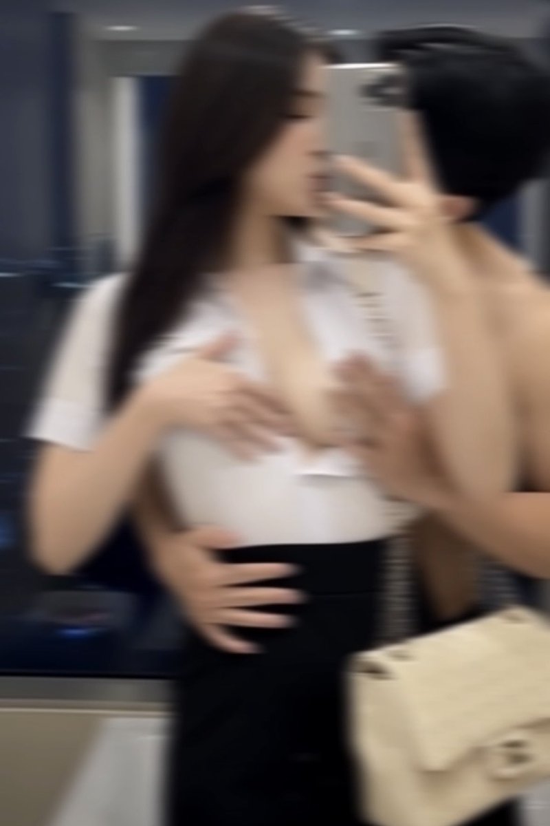 เหตุเกิดเมื่อคืนนี้ แต่ในไอจีสตอรี่ขยับได้นะคะ อิอิ