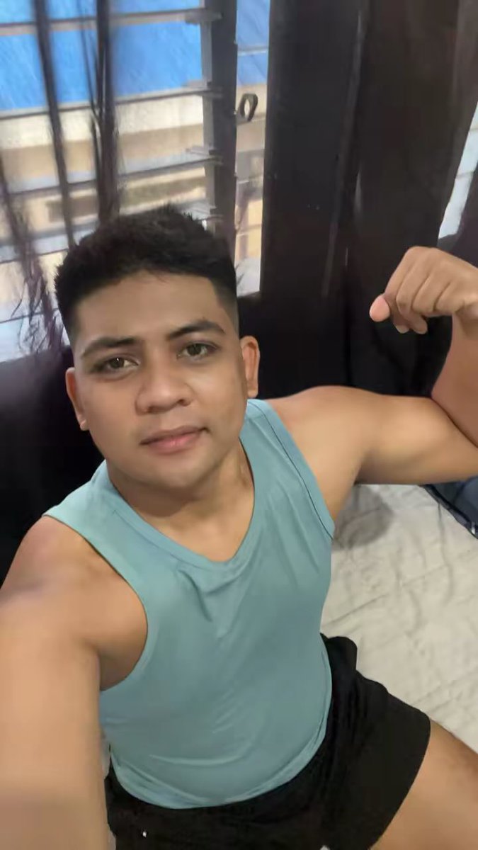 Ice cream tweet media