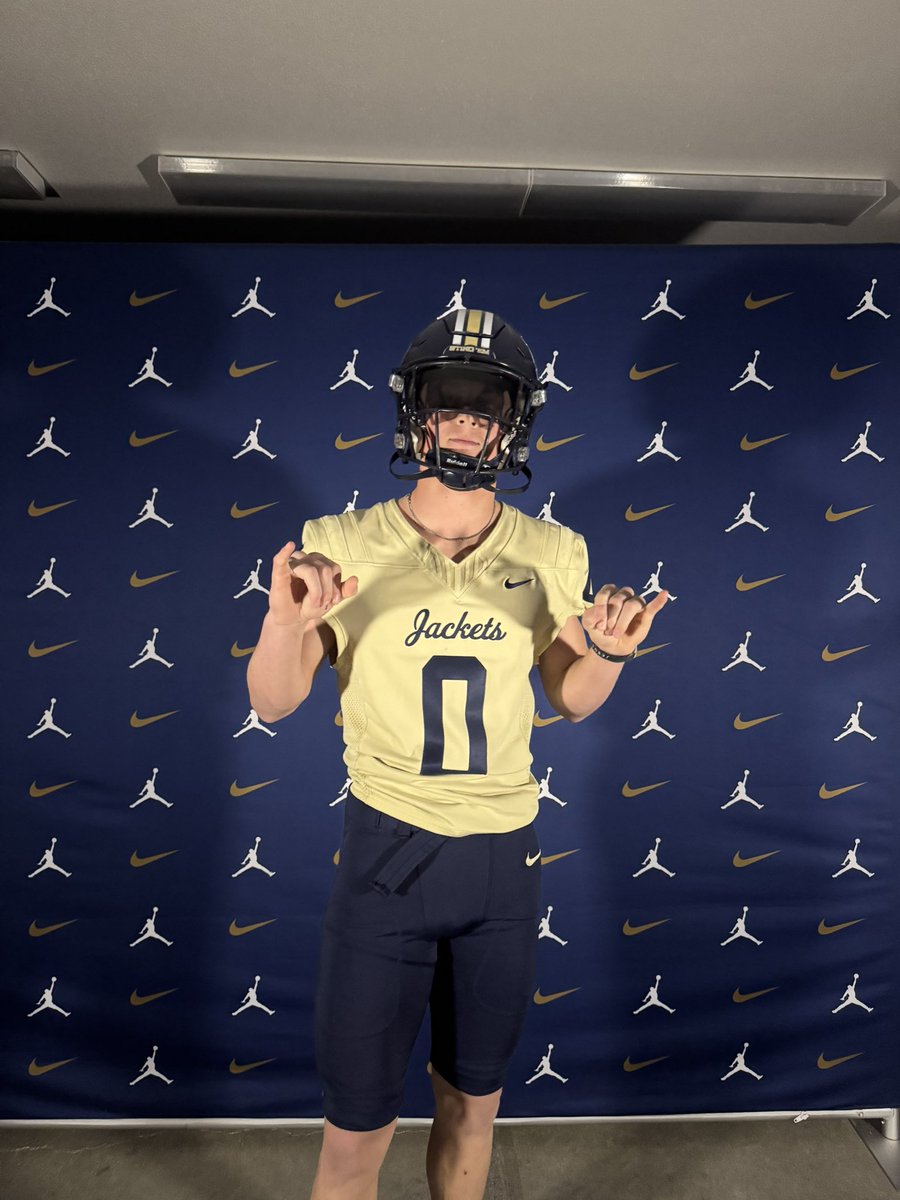 tolar_gage's tweet photo. Grateful for the visit at Howard Payne University. Appreciate the coaches and staff for the time and hospitality. Blessed for the opportunity. 🏈🙏🏽 @CoachGipson11 @CoachDouglasIII @Heath_Clawson @CoachRob4Realz @CoachMac1284 https://t.co/Tcra49Tx1l