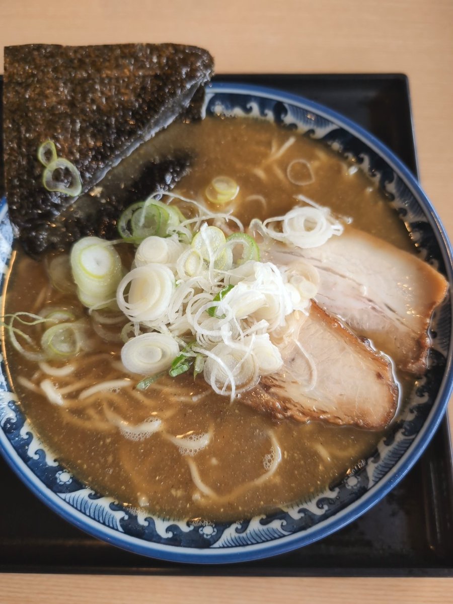 そば処 春馬　山形市
節中華そば　2026.🍜3
節の香り良く美味しく頂きました🙏
お連れさんは辛いつけ蕎麦を頼んでいましたが、結構真っ赤でした🥵