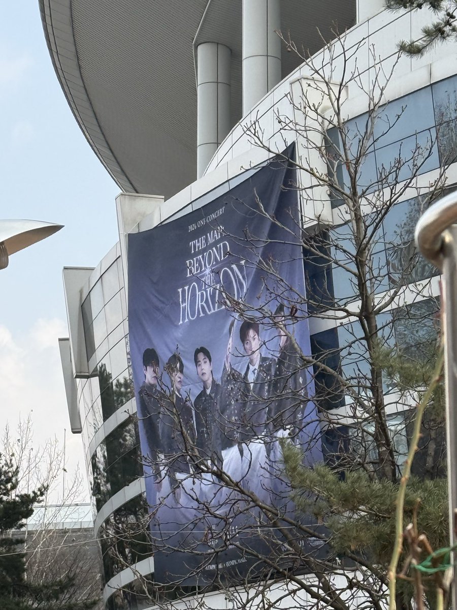 prada7_'s tweet photo. 갸학 https://t.co/Yw8wJCXqCd