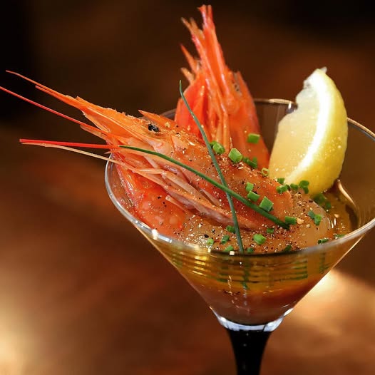どこで食ったかも覚えてないエビのカクテル