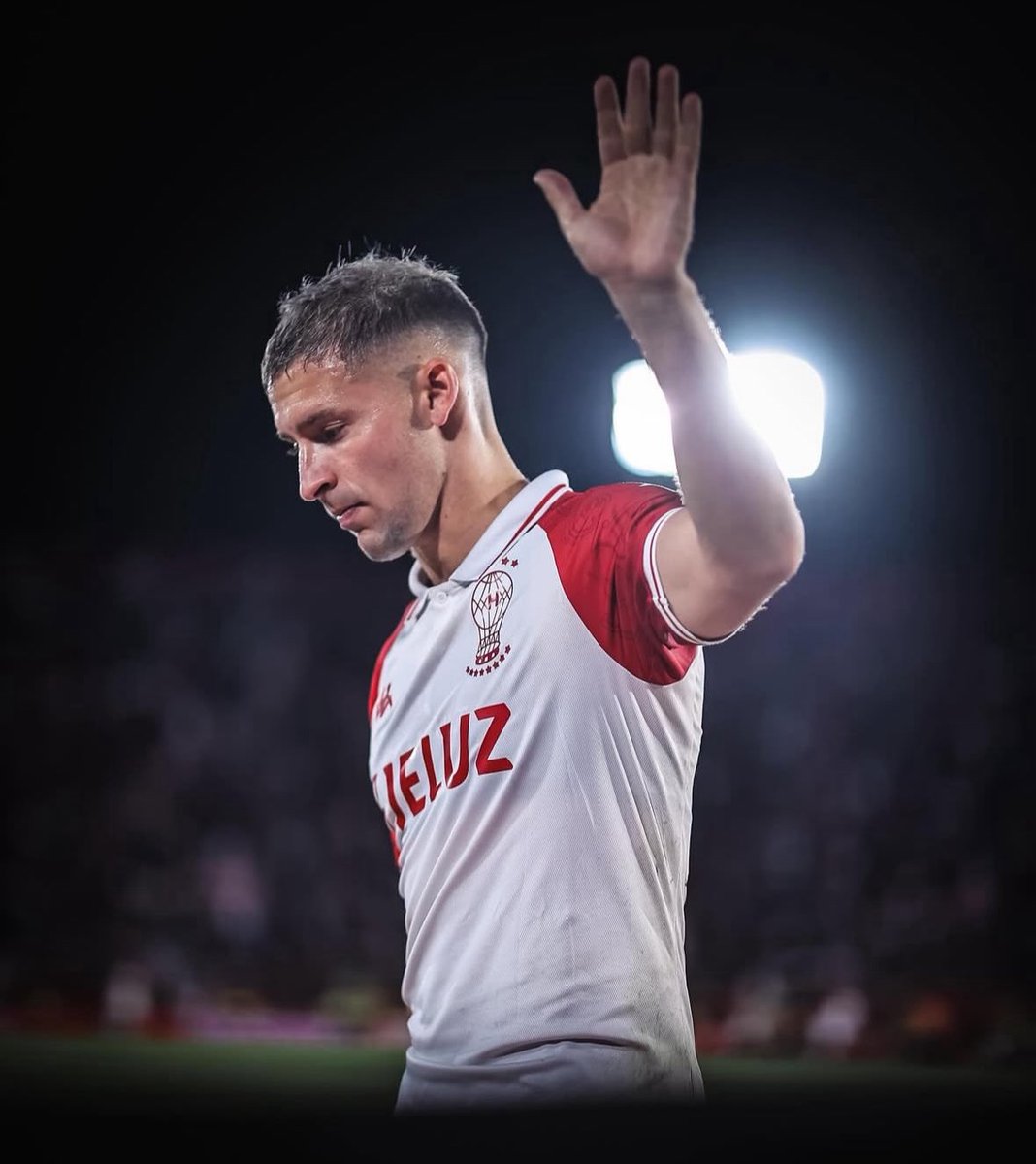 juampideluca_'s tweet image. Está hecho.