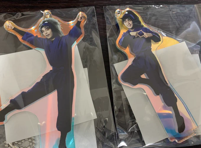アクスタはまだ手を出さないだろうと思ってたけどまんまと買ったのは私です