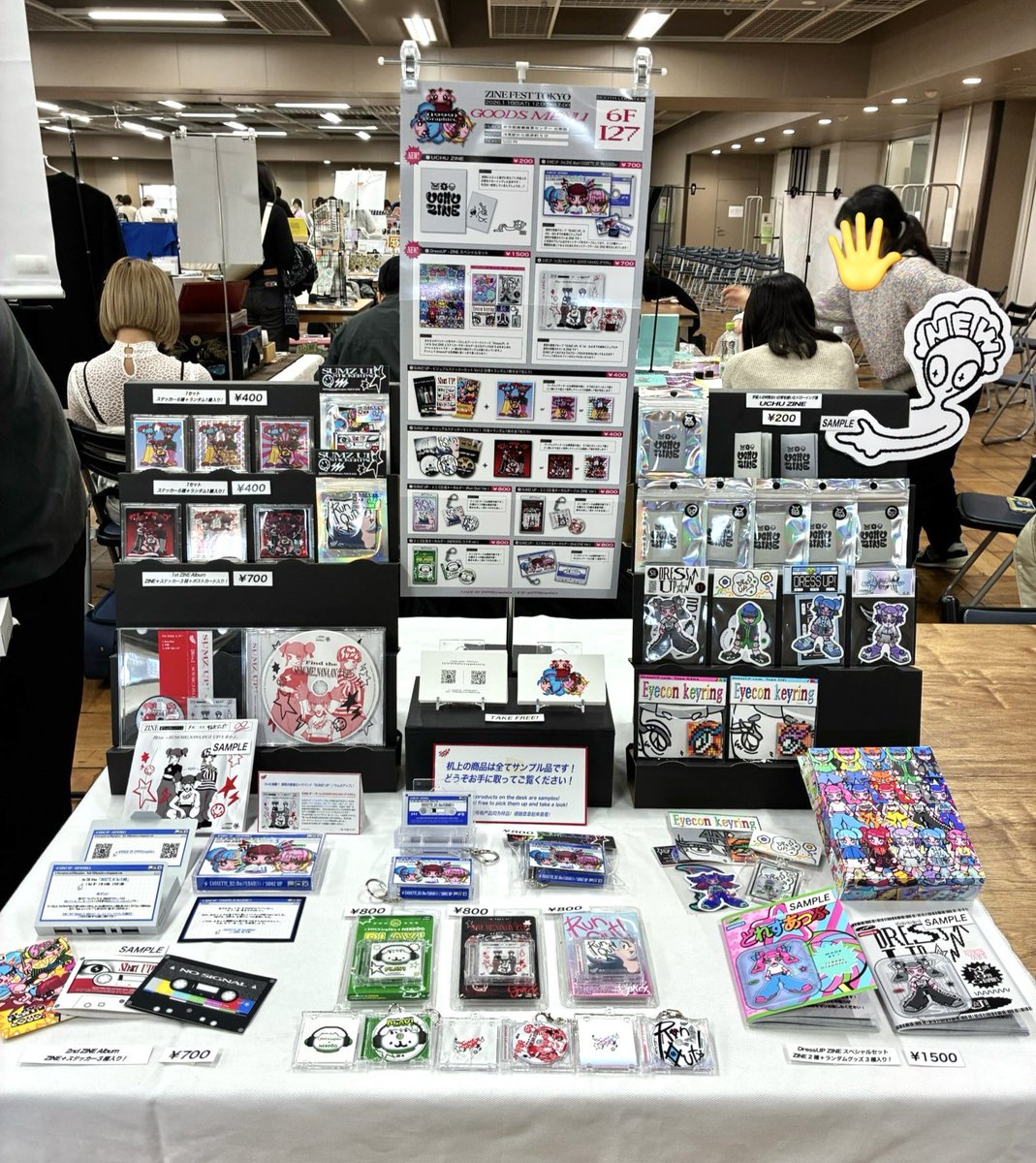 1999Graphics's tweet image. #ZINEフェス東京
🕐12:00〜17:00
📍6階I列27番

設営完了いたしました！！！
お待ちしております！！！👀