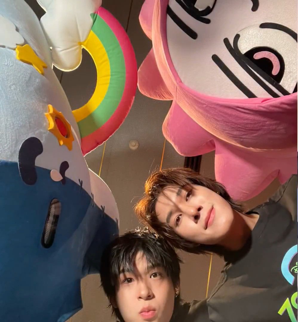 nntw_nnn's tweet image. วันเด็กปีแรกของเจ้าแฝดดด

#SmyleNeona1stKidsDay