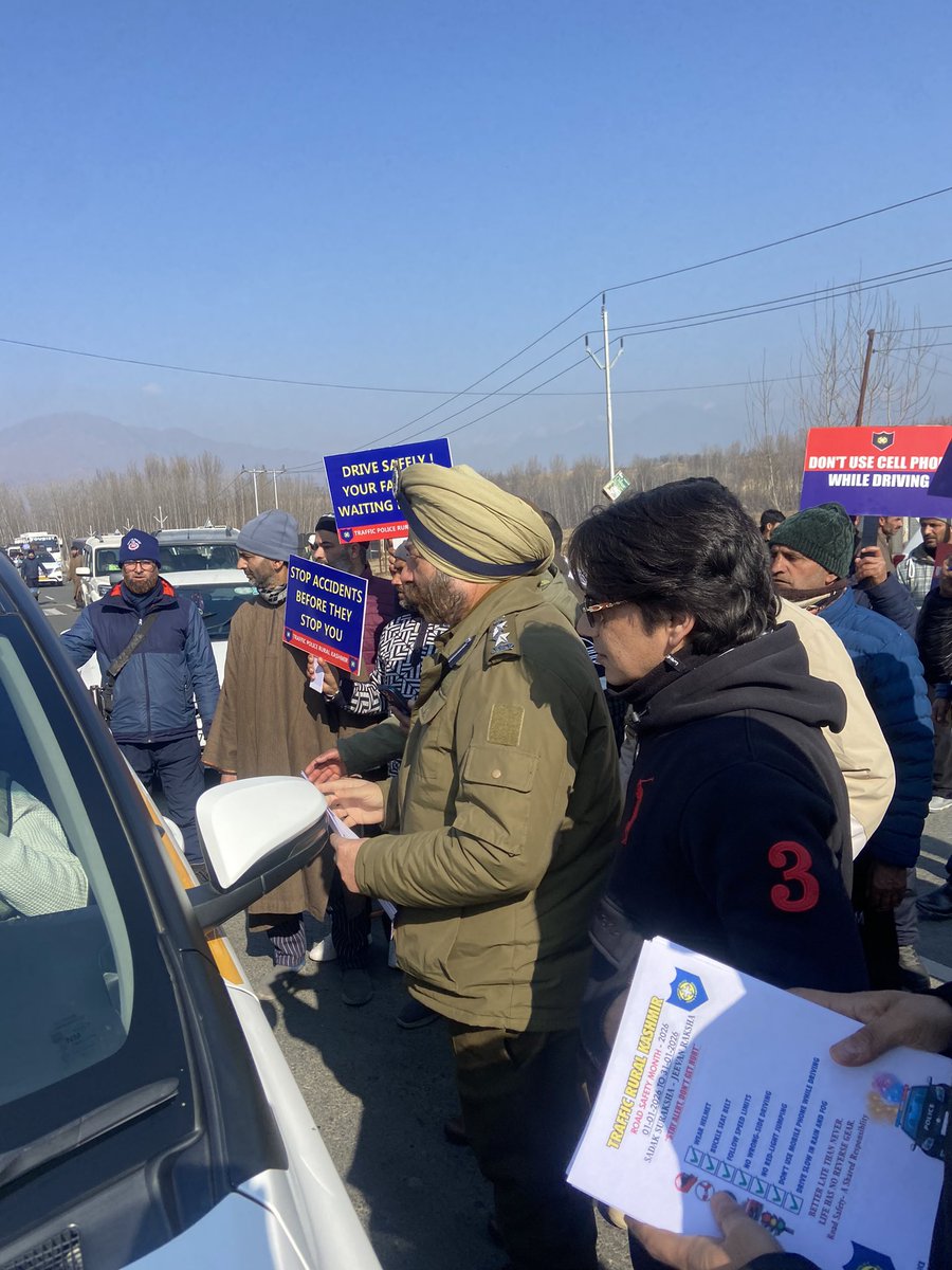 Kashmir Road Safety Foundation tweet media