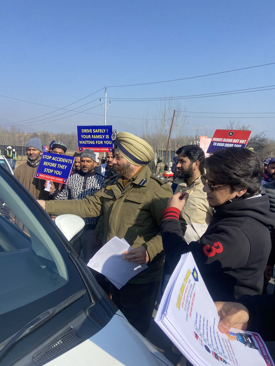 Kashmir Road Safety Foundation tweet media