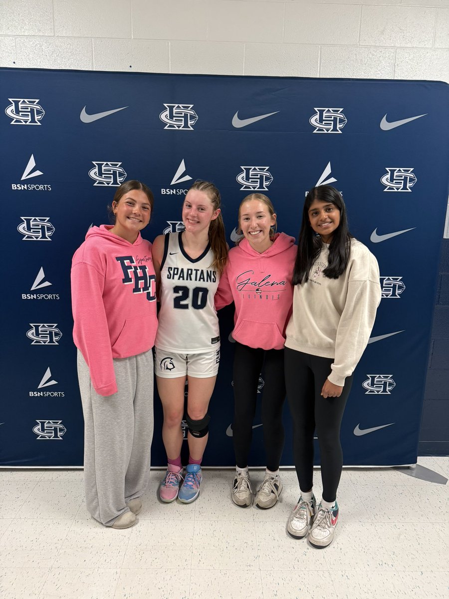 LOVED having some of our Junior Spartan eighth graders in the house tonight as our VIPs (missing a few in the pic!) Thank you for cheering on Sam and your SPARTANS against a very tough Troy squad. 
🐝🏀🤍💙 #SHiveGame 

#PTR⚒️