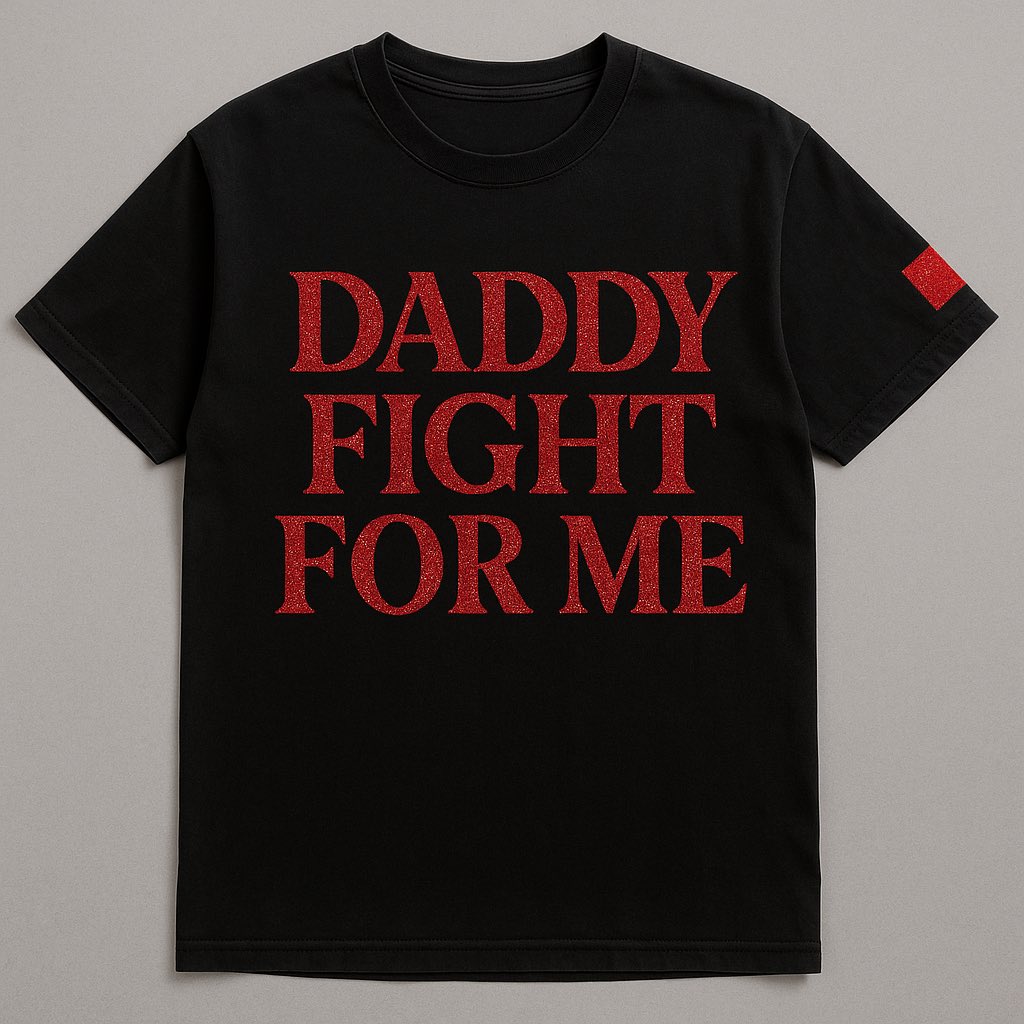 LadyMews's tweet photo. daddy fight for me😩 https://t.co/32Bhj6KOVX