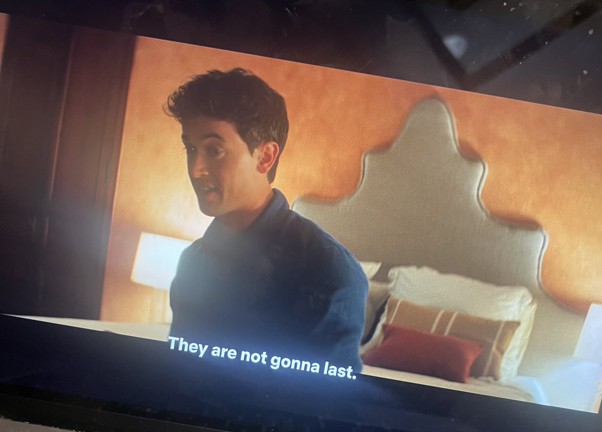 BookshopBree's tweet photo. @farrowlover He had zero personality in the movie. He lacked all the sensitive and depth that book Alex had. (The entire movie did tbh). 

TheAlex in the book would’ve never said something like this about Poppy. 😤 So bitter. https://t.co/UnkZ6wnxsy