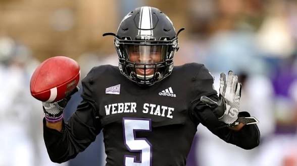 Khalildifferent's tweet photo. Beyond blessed to receive an offer from Weber State University @EddieHeckard5 @__coachtim @METNational https://t.co/tj7B6CCRfF