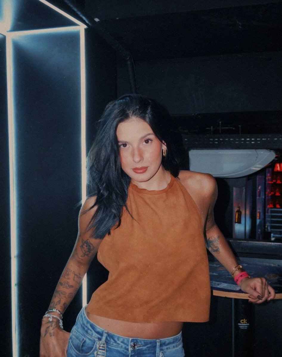 GMeAF's tweet image. Essa mulher é outro nível!! 😍😮‍💨