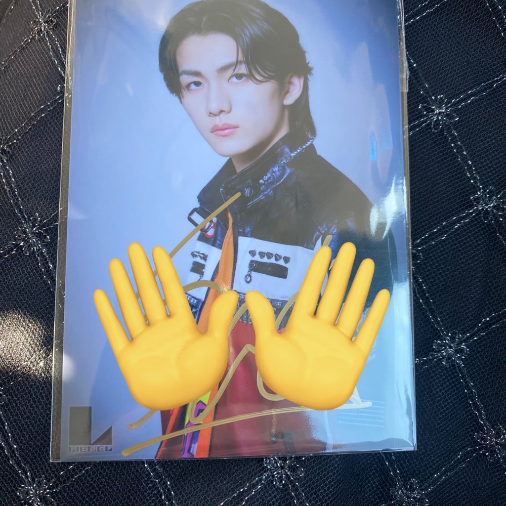 ⚞^・◦・^⚟ tweet media