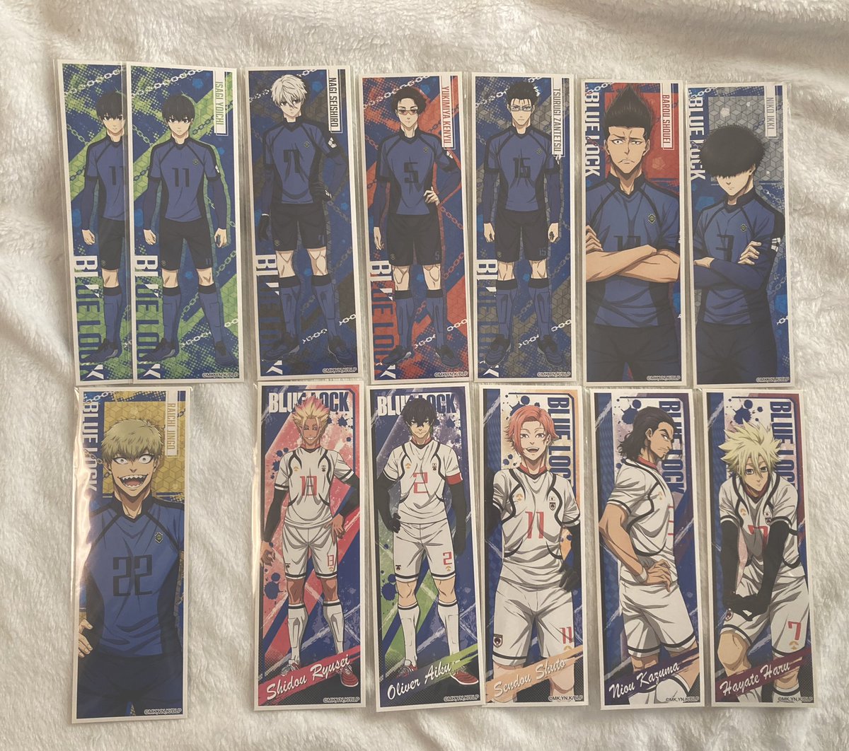 ioli_cherry's tweet photo. 【交換】ブルーロック ロングステッカー

譲　画像参照

求　ユニ：氷織 時光
　　𝗦𝗥：烏 士道 冴 愛空
　　※コンプリート目的

郵送 / 都内手渡し https://t.co/fQv3yH81Vb