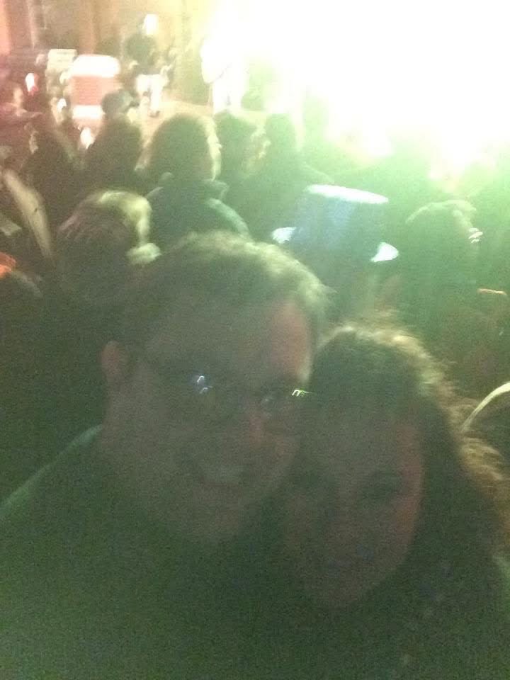 P2daQ's tweet photo. Our first New Year’s Eve together.
Cold air, live music, crowded streets — the kind of night that quietly becomes a lifelong memory.

#WritingCommunity #Memoir #love https://t.co/jijrIeAMi6
