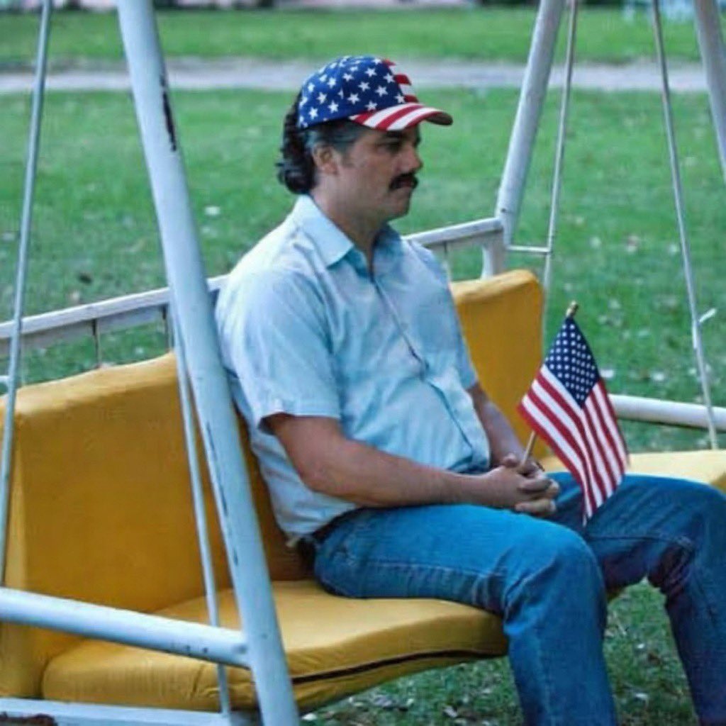 Mikeysho69's tweet photo. me waiting for señor trump to attack the cartels in Mexico https://t.co/GQe25iqwMT