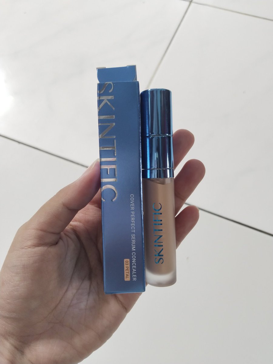 helciago's tweet photo. WTS PRELOVED SKINTIFIC SERUM CONCEALER 03 PETAL

📌exp 27/12/2027
📌baru sekali swatch buat liat warna
📌inc admin &amp; packing
💸38k

mention after dm ya🙌

tg wts preloved concealer skintific 03 petal jatim https://t.co/vaT30NERij