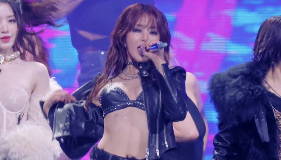 idle's mama 2025 performance hit 2M views on youtube so i'm