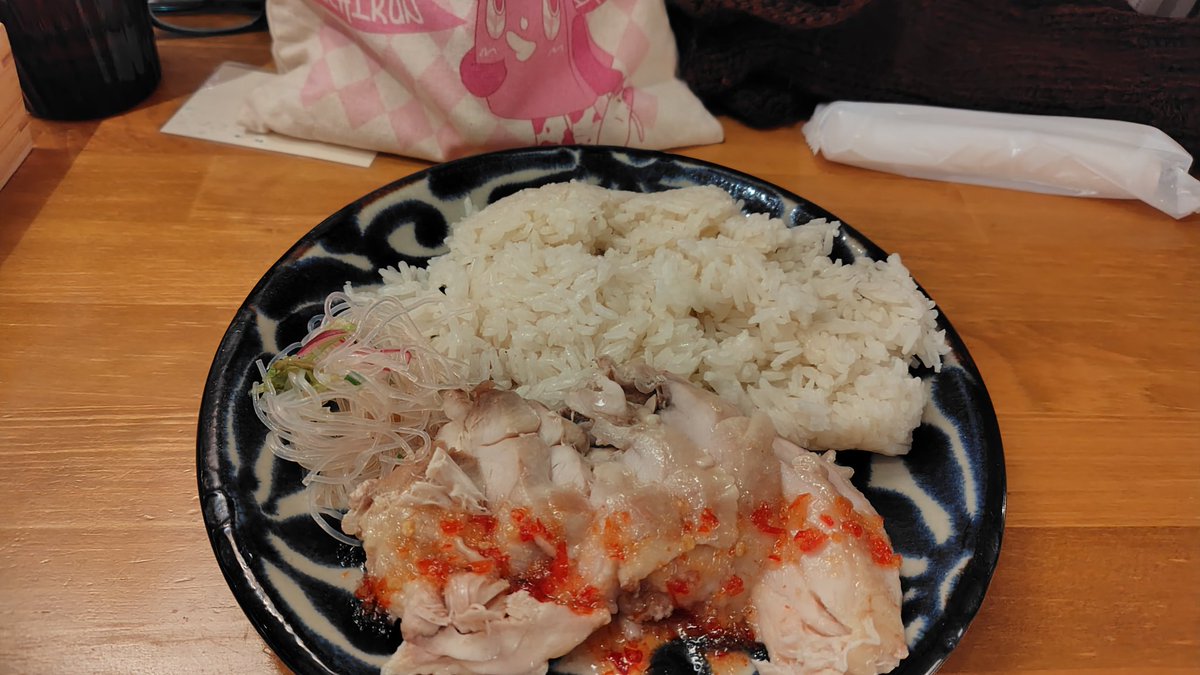 SIZUTARO's tweet photo. #torai さんでカオマンガイ https://t.co/micbxi7kt6