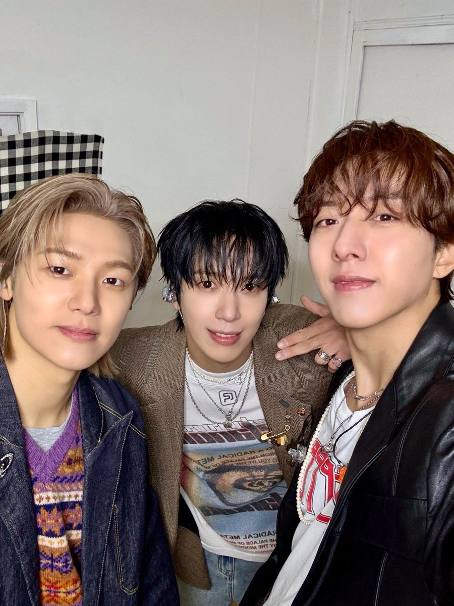 Studio AZeed tweet media