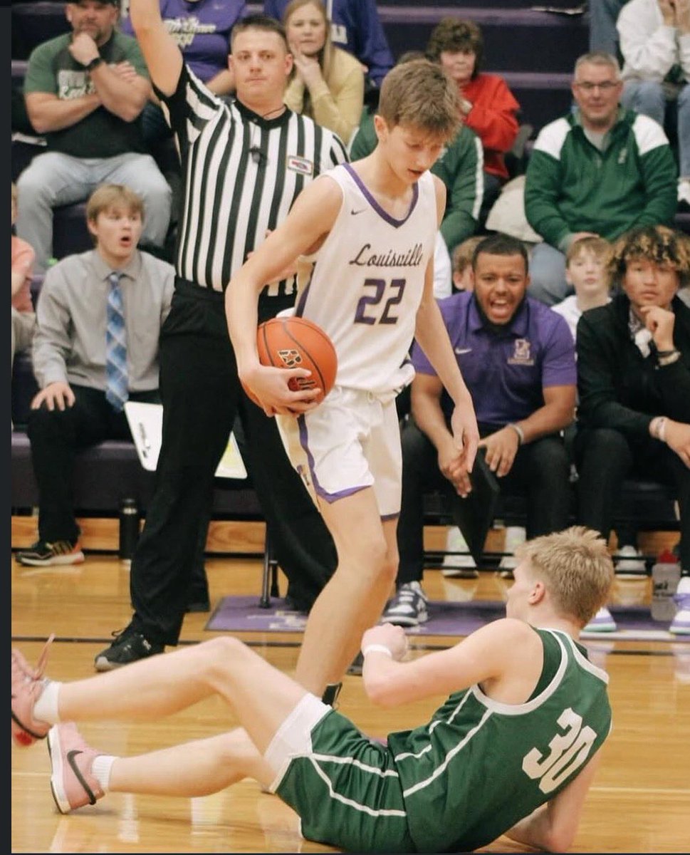 (#1 Pride Paw Receiver) Louisville Barstool tweet media