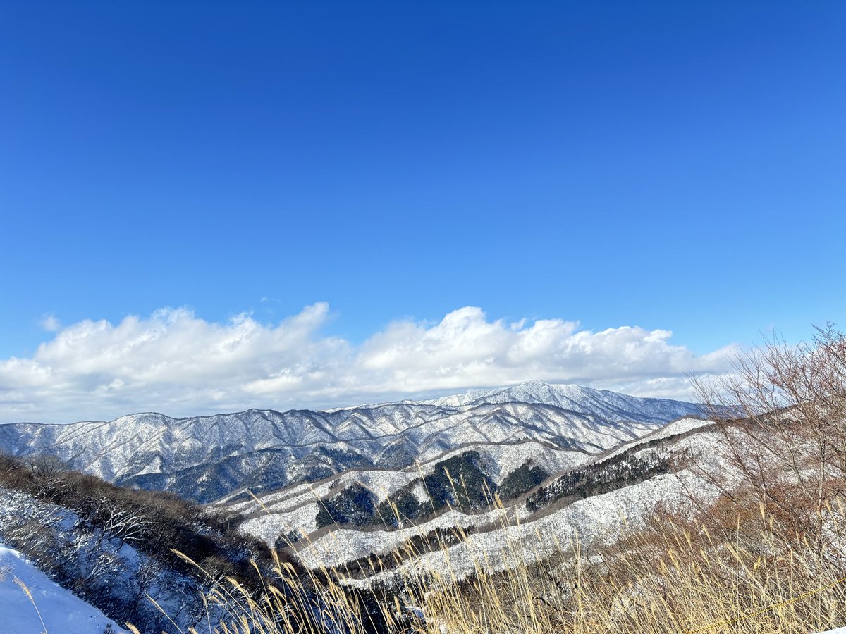 usagimaru66's tweet photo. スノボ日和🏂 https://t.co/eljA7C1Uz6
