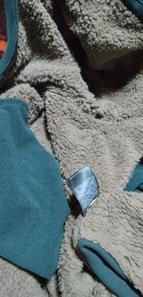 fevern0vになります❣️ご検討宜しくお願い致します(*^^*) 新年明けましておめでとうございます🎍