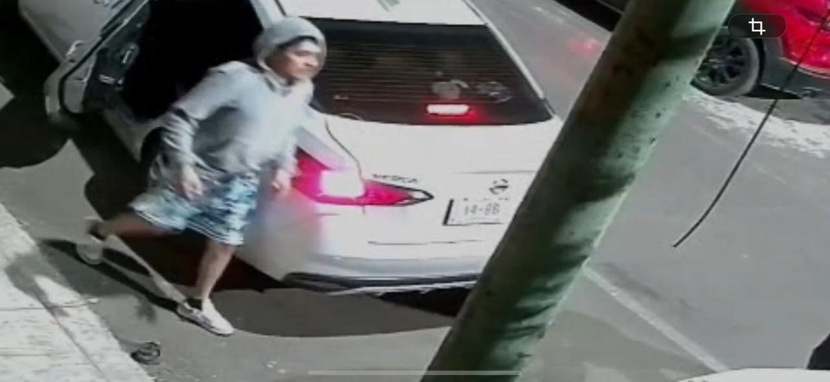 heyzorro's tweet photo. Ladrones, rateros, ratas (y todo lo demás) de autopartes en Portales, DelValle, Coyoacán.
Si los identificas, hagamos el hermoso favor de identificarlos para denunciarlos.

Esto ocurrió en Alcaldía Benito Juárez, CDMX https://t.co/zHz45no3AO
