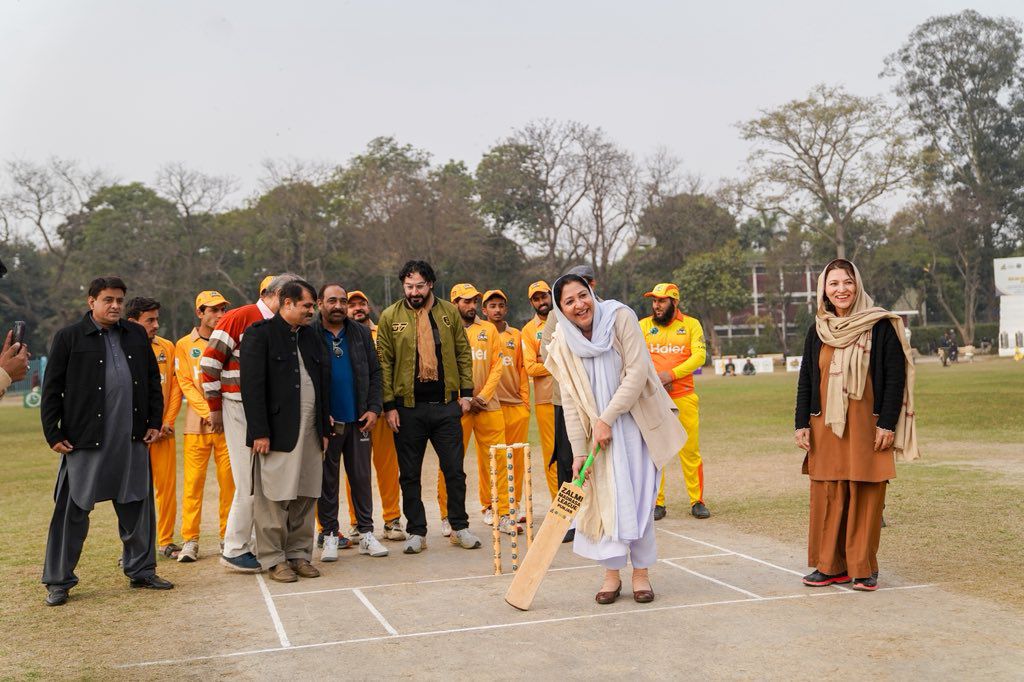 EduMinistryPK's tweet photo. Minister of State Ms. Wajiha Qamar joined the Madrasa Cricket League, inspiring young talent to dream big. This initiative highlights the government's commitment to building confidence, discipline, and inclusion through sports.

#ZalmiFoundation #YouthEmpowerment https://t.co/D36UGO5eJx