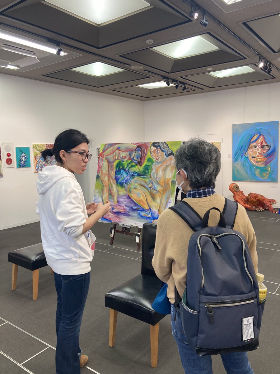 油絵　F100 個展会場に制作中の最新作を展示した。仮題「水に膿む」。F100の油絵です。