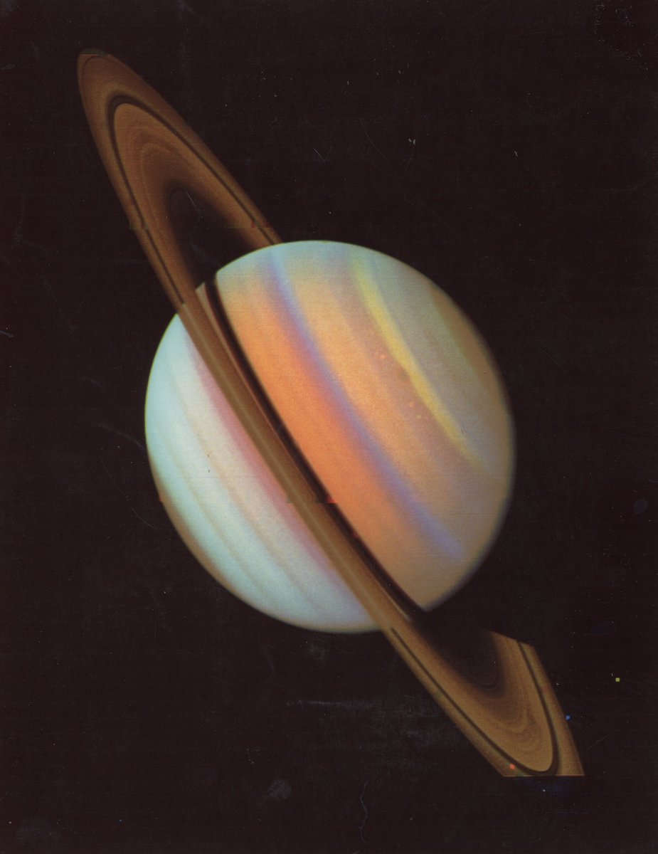 astropics's tweet photo. Saturn captured by Voyager 1 in 1980 https://t.co/lYxetnLlRd
