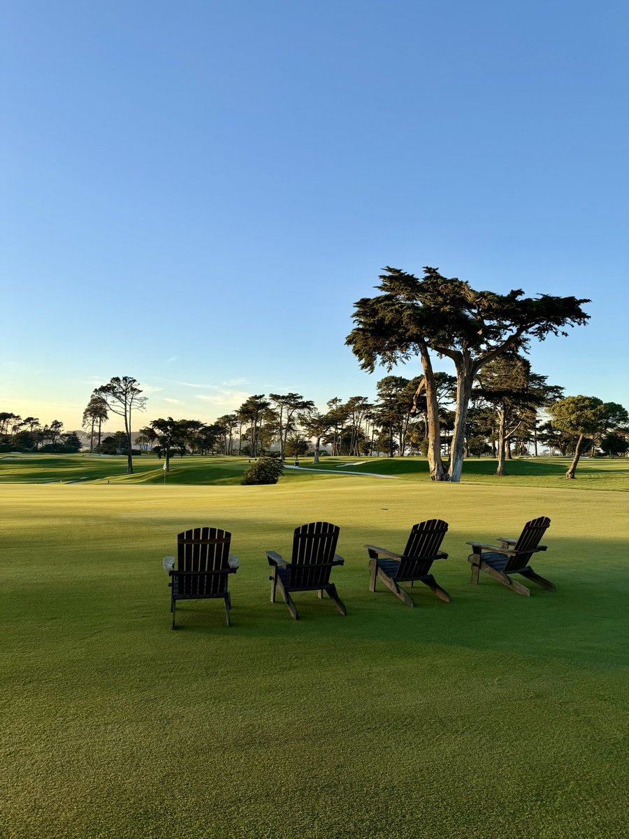 ryancmiles's tweet photo. The restoration at Lake Merced is fantastic. The members and clubhouse are world class. Bravo! https://t.co/KskC4bghPG