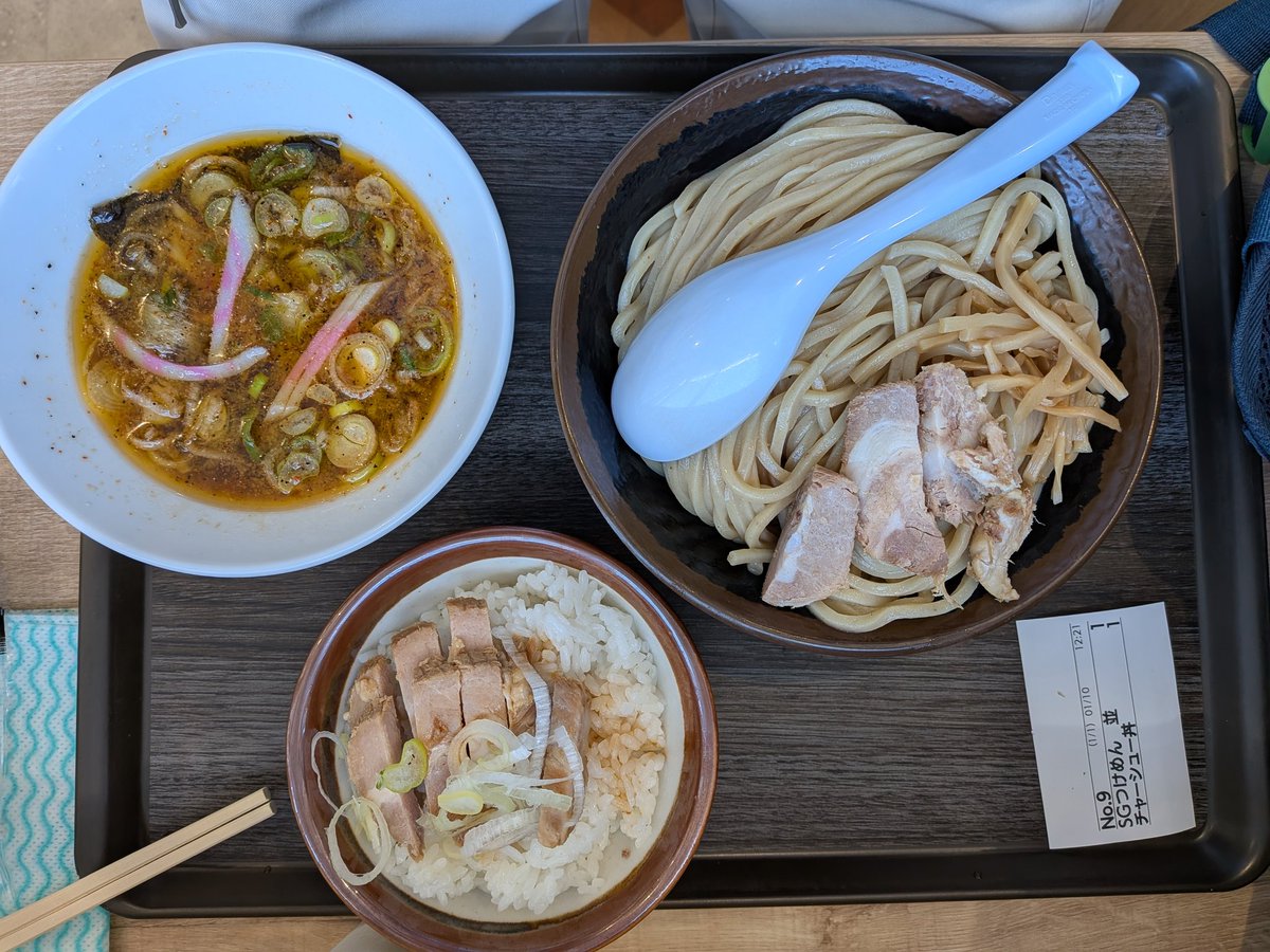 ribasenn's tweet photo. 今日のラーメン https://t.co/iqpJz4Nhnu