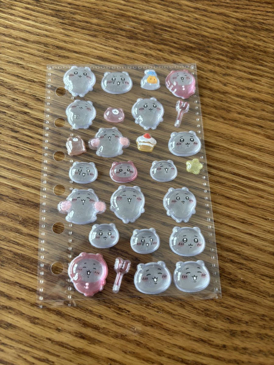 m_98119's tweet photo. どなたかちいかわボンボンおすそわけとたまごっちボンボンシールトレードしてくれませんか、、、あまりにも手に入らなくて泣いてる、、この子達はほんとにゲットできててよかった https://t.co/QpDyDQaXXu
