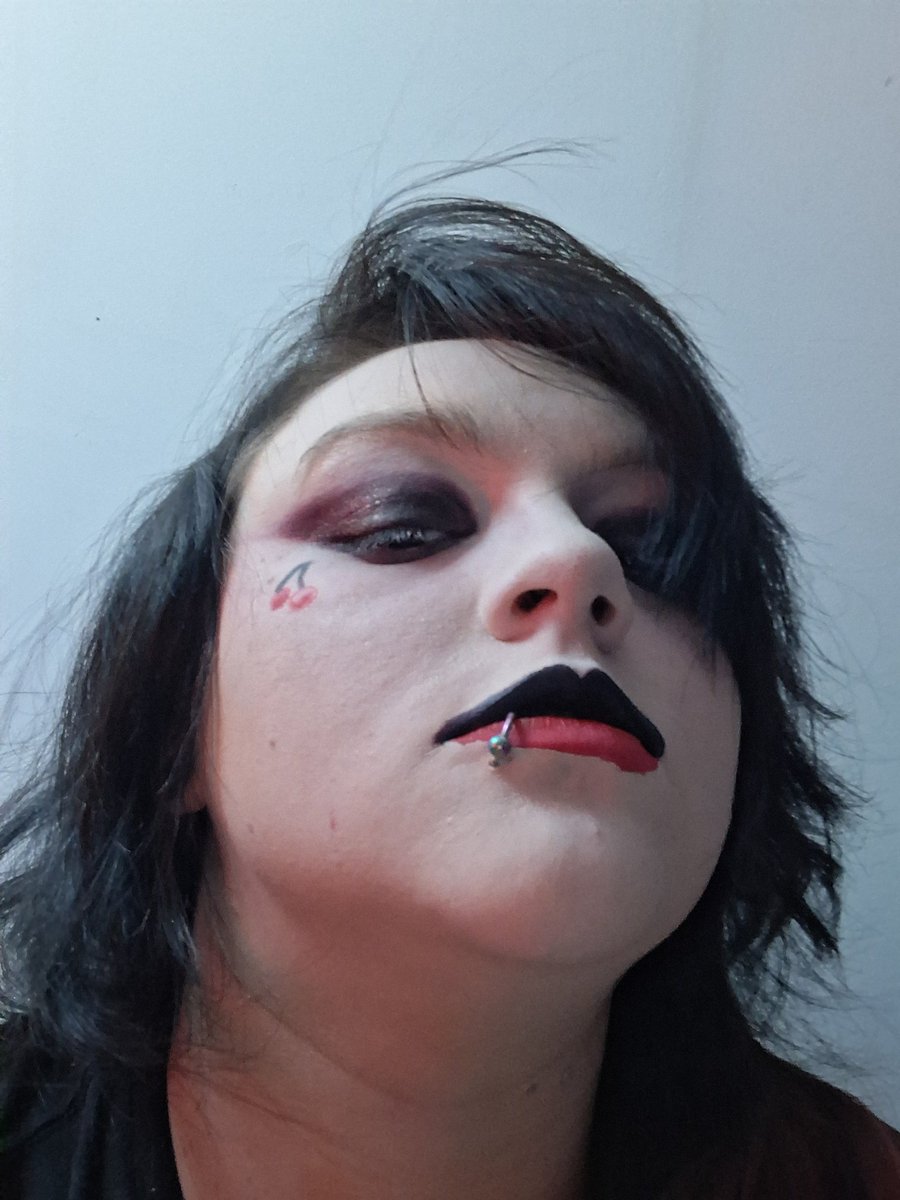 CreepyKitty8's tweet photo. An extremely late introduction

Hi. I'm Lyv. Im a (soon to be) 24 year old artist. Nonbinary deranged cryptid creature. Im a mom of a toddler, who's my entire universe. I have the personality of 3 raccoons, a stray cat and oppossum in a human flesh suit trying to pass as a person. Let this be your only warning, Im weird, Im creepy, Im crazy. If you stick around still, then you really are my my people. Help yourself to some jalapeno poppers and delusions, and enjoy my lil corner of the Void.