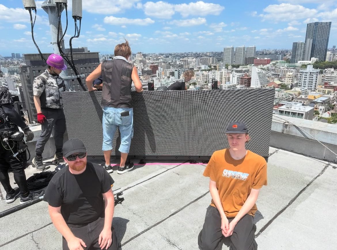 ibfs_mag's tweet photo. [Music]
なお、映像内には昨年夏にFred again..(フレッド・アゲイン)が東京某所で開催するも現在まで未公開となっているルーフトップライブの様子も収録されている。
https://t.co/n1G7vHiZyK https://t.co/tOuHrRoIdq