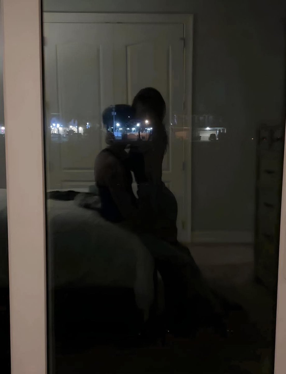 collqect's tweet image. 🫂