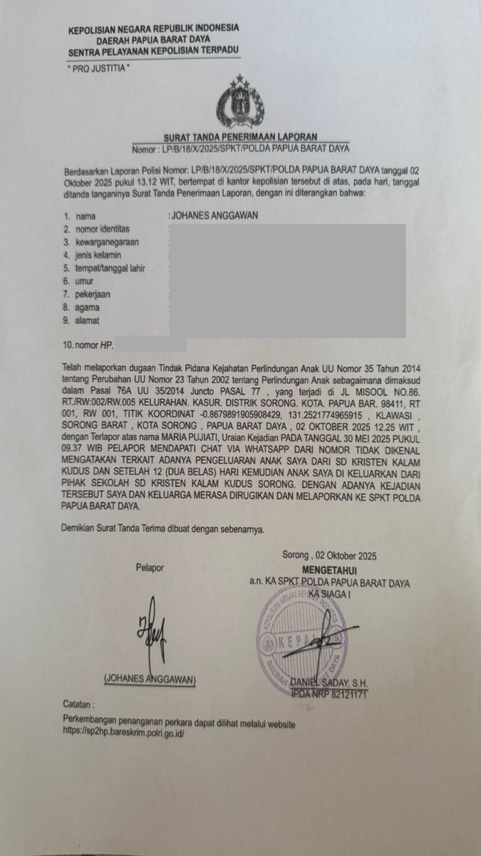 LexWu_13's tweet photo. Saya rasa memahami Abuse OF Power ini tidak sulit kanda @ahriesonta , @ListyoSigitP @Divpropam 
tanpa harus Sekolah Hukum untuk memahami ini terjadi pelanggaran PerKap, Perpol dan Etik Polri. Mirisnya ini berpangkat Kombes! dan menjabat sebagai Dirpidum Polda Papua Barat yang Kapoldanya Bahradaksa 91 juga.
1. SP2HP tanggal 4 Desember,  jelas Pointnya ada dinyatakan telah memeriksa AHLI Psikolog bernama Nursiah Yusdrianti.
2. Hasil Pemeriksaan Psikolog jelas menyatakan bahwa Korban Anak mengalami PTSD. 
3. SP3 Penghentian Penyelidikan juga tanggal 4, sama dengan tanggal SP2HP. dan mirisnya menyatakan tidak ditemukan adanya peristiwa pidana.
Artinya mengesampingkan temuan AHLI, dan Fakta Korban Pengalami PTSD. 
atau kepolisian baru bekerja, kalau korban yang masih anak bunuh diri karena stres?
Coba TIM Reformasi POLRI @mohmahfudmd persoalan ini di perhatikan betul-betul.

Miris sekali, Melati 3, apa saking buru-buru pengen ngejar Turun Bintang, sampai Nabrak : 
Perkapolri No. 6 Tahun 2019 tentang Penyelidikan Tindak Pidana  :
1. Pasal 10 ayat (1) huruf b dan c: Penyidik wajib mempertimbangkan  keterangan saksi dan ahli, termasuk psikolog.  
2.  Pasal 12 ayat (1) dan (2): Penghentian penyelidikan hanya sah jika seluruh  alat bukti dipertimbangkan dalam gelar perkara.  
3. Pasal 3 ayat (2): Penyelidikan harus profesional, transparan, akuntabel, serta  melindungi kelompok rentan.  
4. Pasal 1 angka 7 dan 8: Keterangan ahli (psikolog) adalah alat bukti sah yang  wajib diperhitungkan. 
 - Kode Etik Profesi Polri  diabaikan- 
Bahkan   UU Perlindungan Anak No. 35 Tahun 2014  o Pasal 76A jo 77: Larangan perlakuan diskriminatif terhadap anak juga di Tabrak!

@prabowo Percuma Program MBG di kejar katanya untuk anak-anak tapi anak-anak dibiarkan jadi Korban ketidak Adilan Hukum.

@kompolnas_ri Coba Institusi ini jangan terlalu lucu! Laporan langgsung ke Propam, sudah sampai di lokasi malah di suruh online, padahal ada ratusan orang di gedung PROPAM itu.