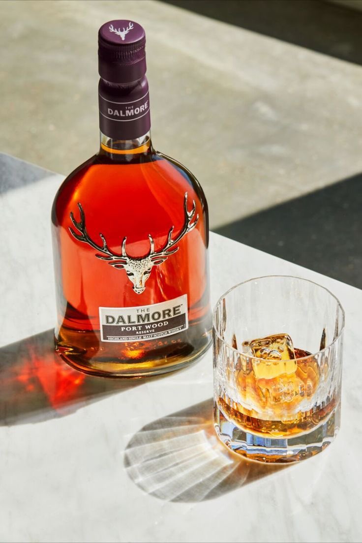 FerCesarmanM's tweet image. Disfrutando un delicioso whisky 🥃 mañana Dios dirá.