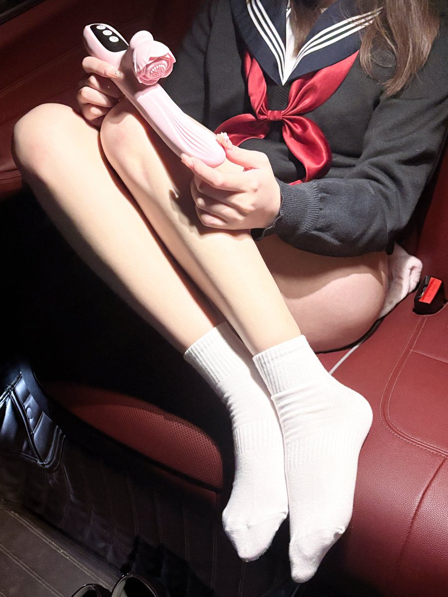 泡芙卷卷 tweet media