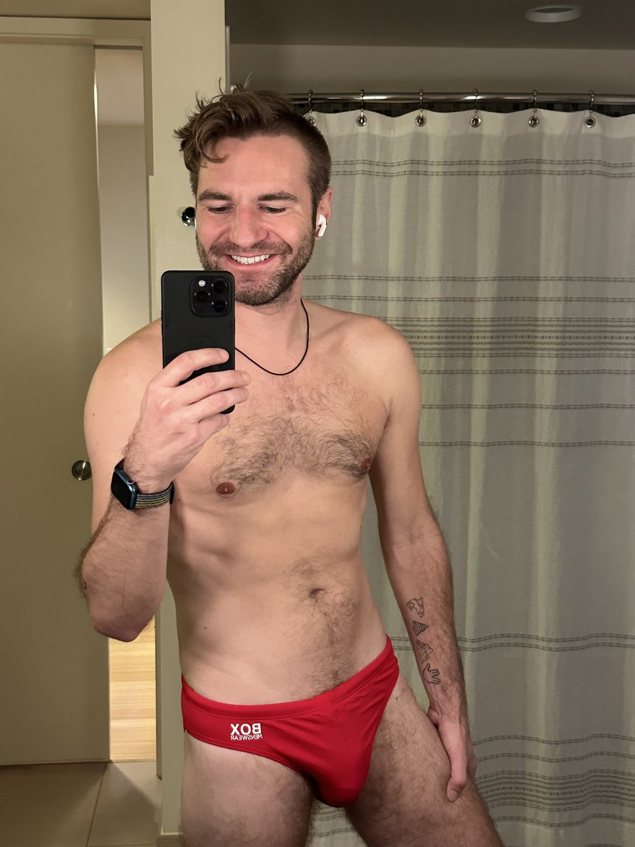 rainygay tweet media