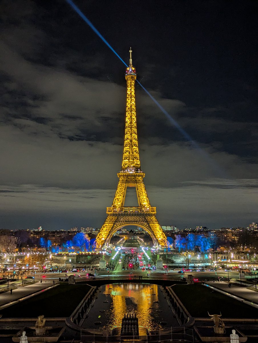 I finally made it home after 5 weeks of traveling Europe, and I’ve decided:

2026 IS GONNA BE MY YEAR 😤

I’m going beast mode IRL, and I’m bringing that same energy to my #TFT tourneys and content.

Exploring France, Italy, Spain, and Portugal was incredible!
And making new