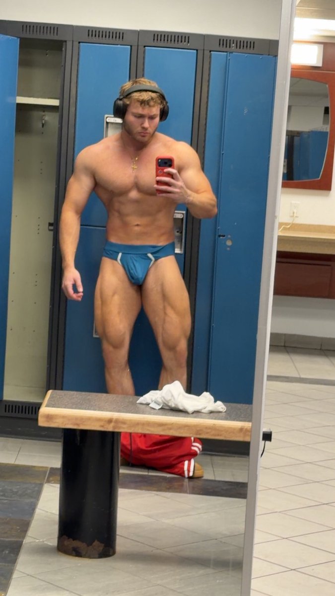 Muscle Chad 💥🇨🇦 tweet media
