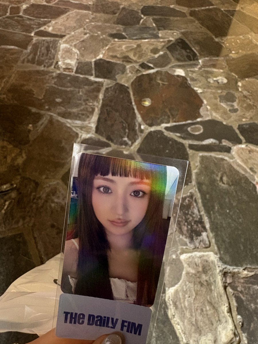 mi02424's tweet photo. ルセラ フォトチケット 交換
<HOLIDAY HOUSE> 2026 SEASON’S GREETINGS POP-UP IN JAPAN

本日博多にて、もしくは郵送での交換希望です

譲　ユンジン
求　チェウォン

条件合う方ご連絡ください🙇‍♀️ https://t.co/AkkgW5muTf