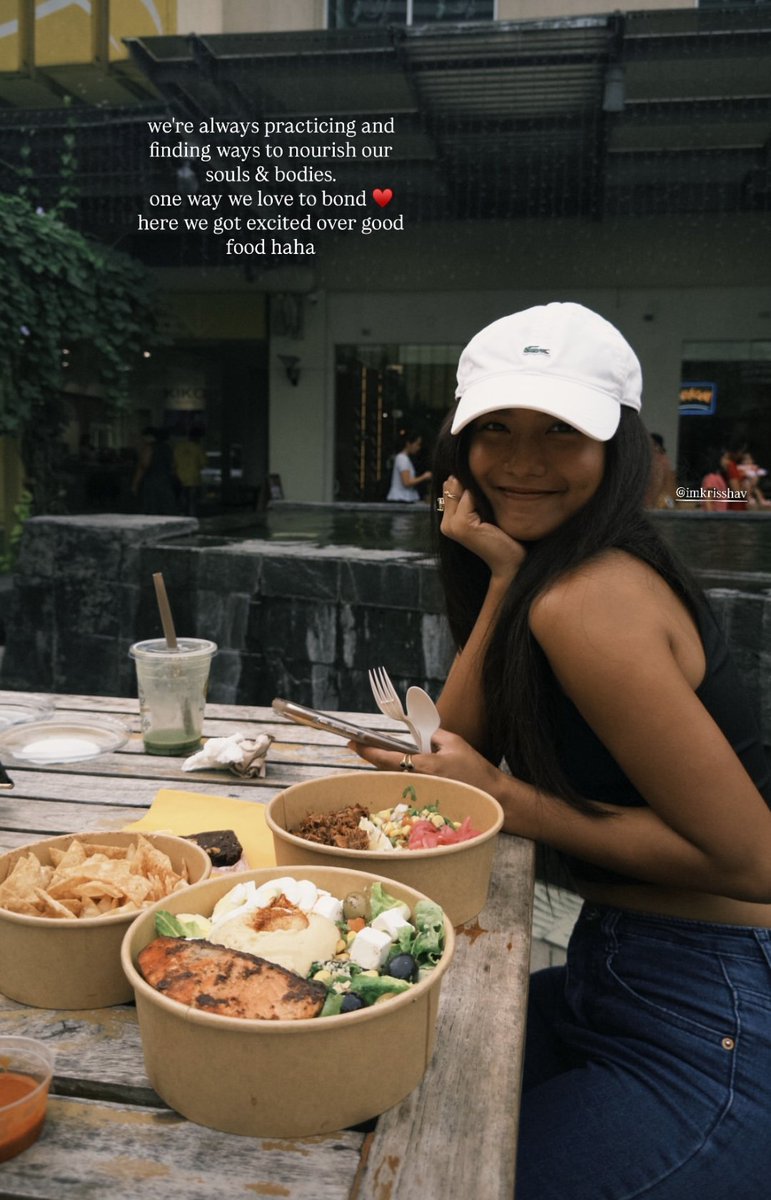 Mochiisznn's tweet image. My Soul sisters are together again , sooo happy 🥺