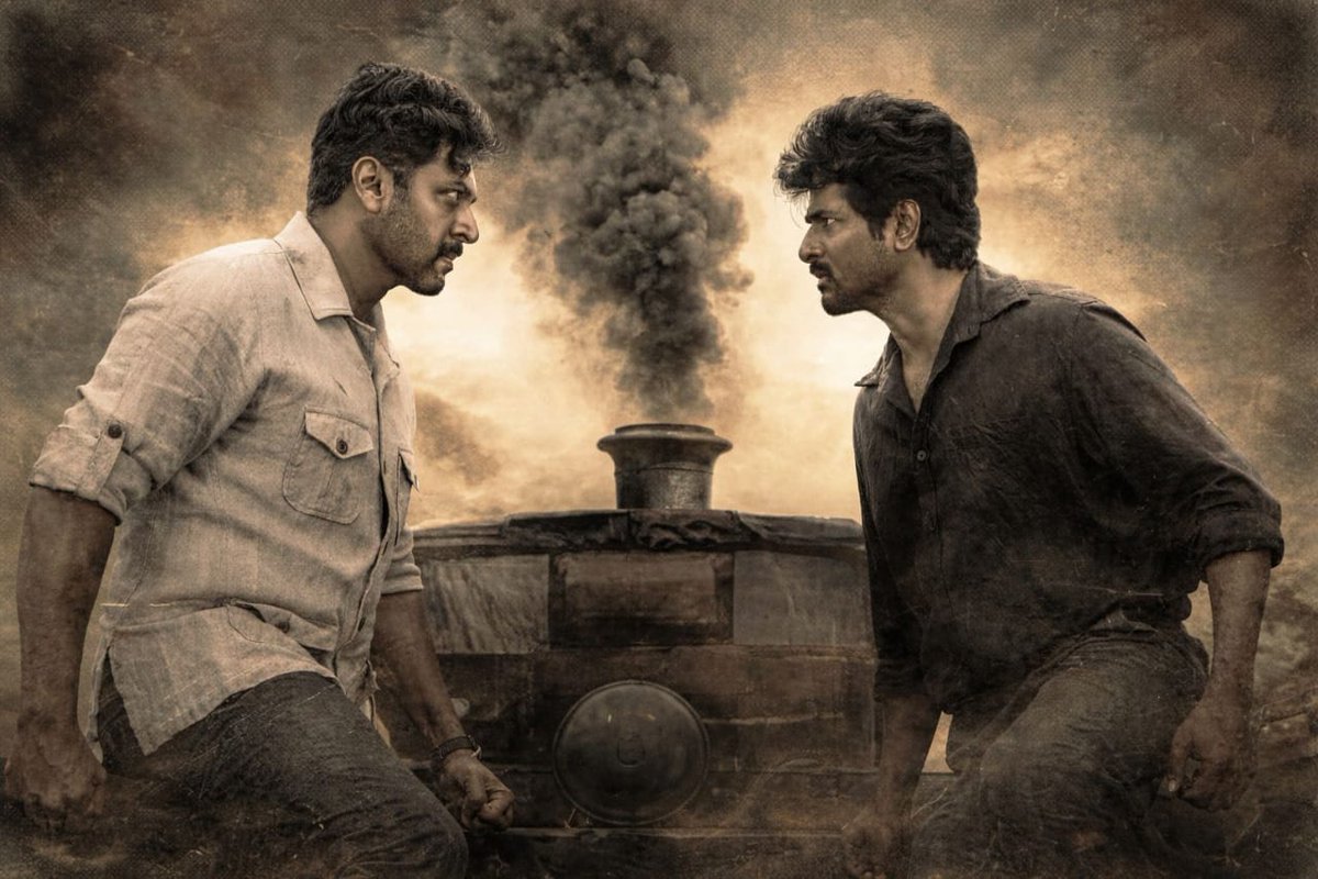 CinemaWithAB's tweet photo. #Parasakthi - Intro 10Mins was just a blast and straight into the plot🥶🔥

The Rise of Battle between #Sivakarthikeyan &amp; #RaviMohan🤜🤛 https://t.co/jaXS31W3Fr