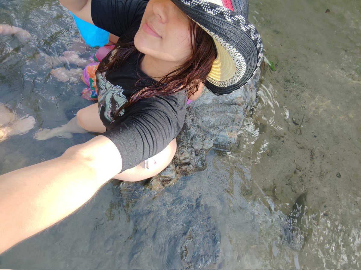 Denisseanabel07's tweet photo. Verano día 1 https://t.co/DfAPg3gPFl