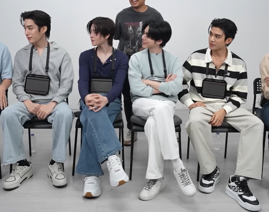 _mxxp_'s tweet image. ให้เลยละะะะ  เริ่ดดดดดดด

 #คำต้องเชื่อมXเติ้ลเฟิร์สวัน